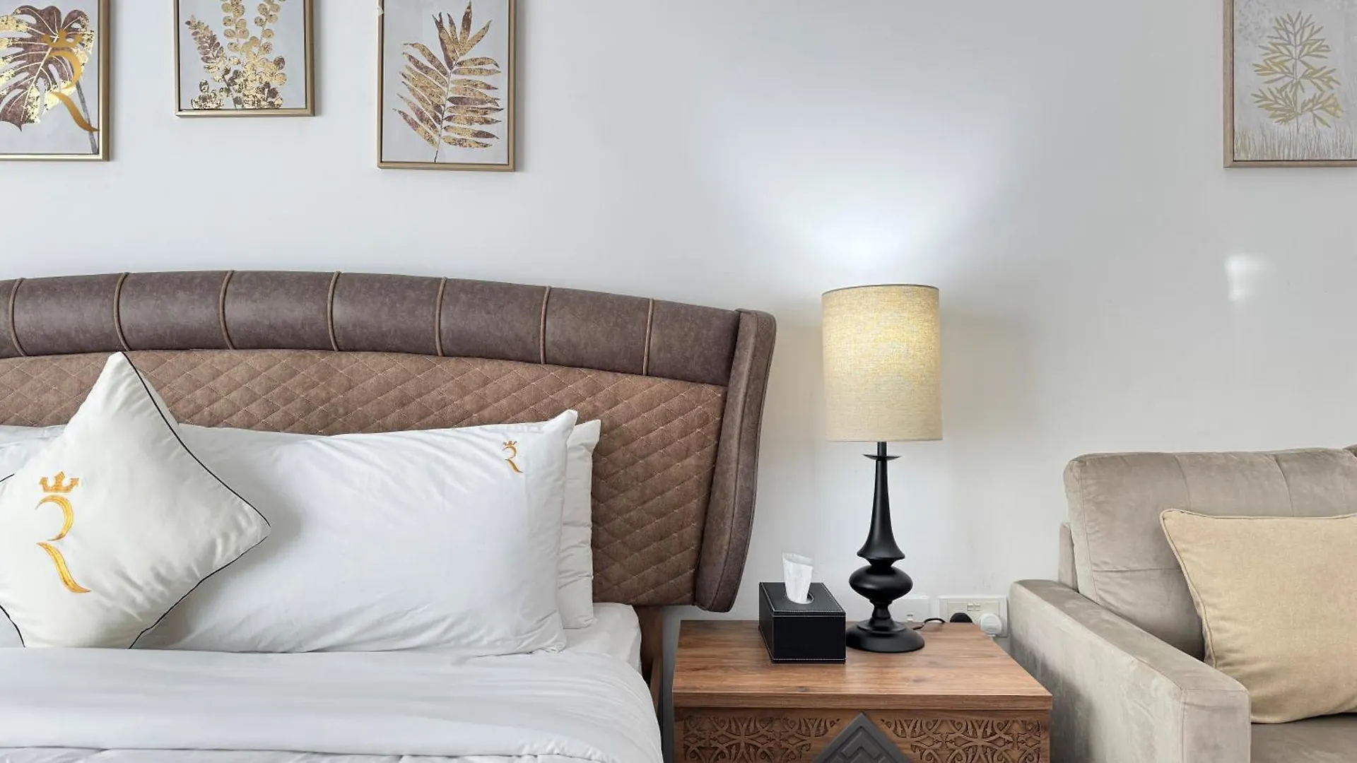 Al Reef Peaceful Studio King Bed Comfort For 2 أبو ظبي شقة